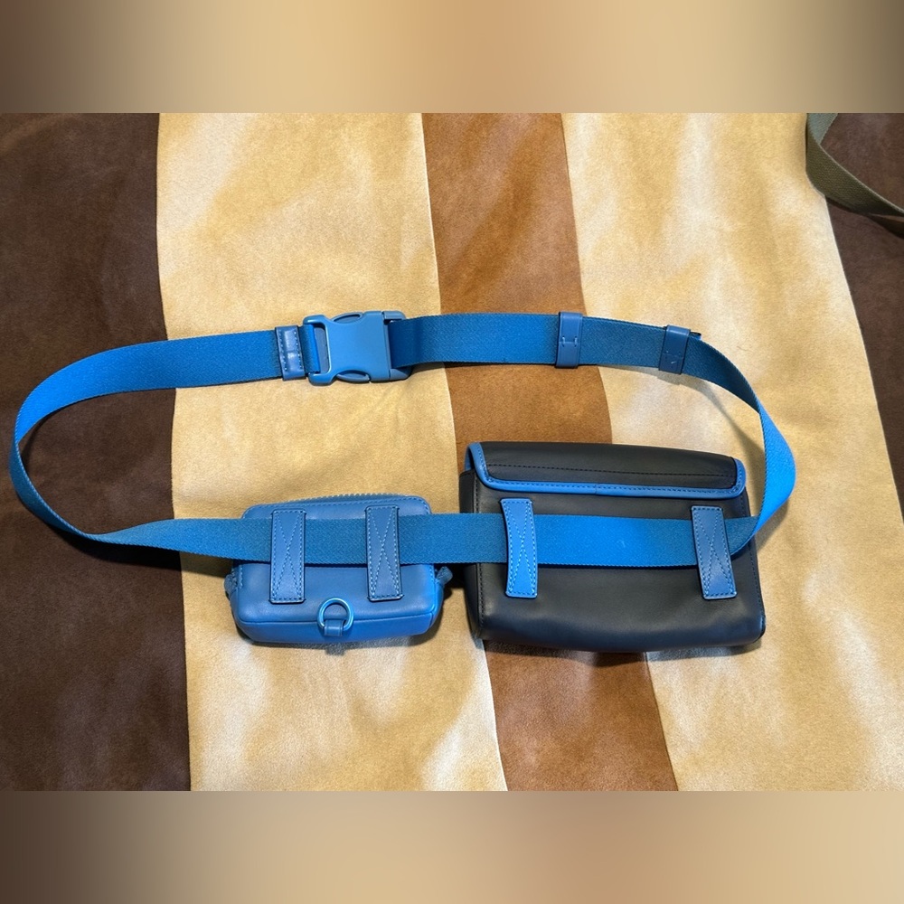 Coach dual-pouch belt bag navy and cerulean blue leather very cool must see - Picture 4 of 4